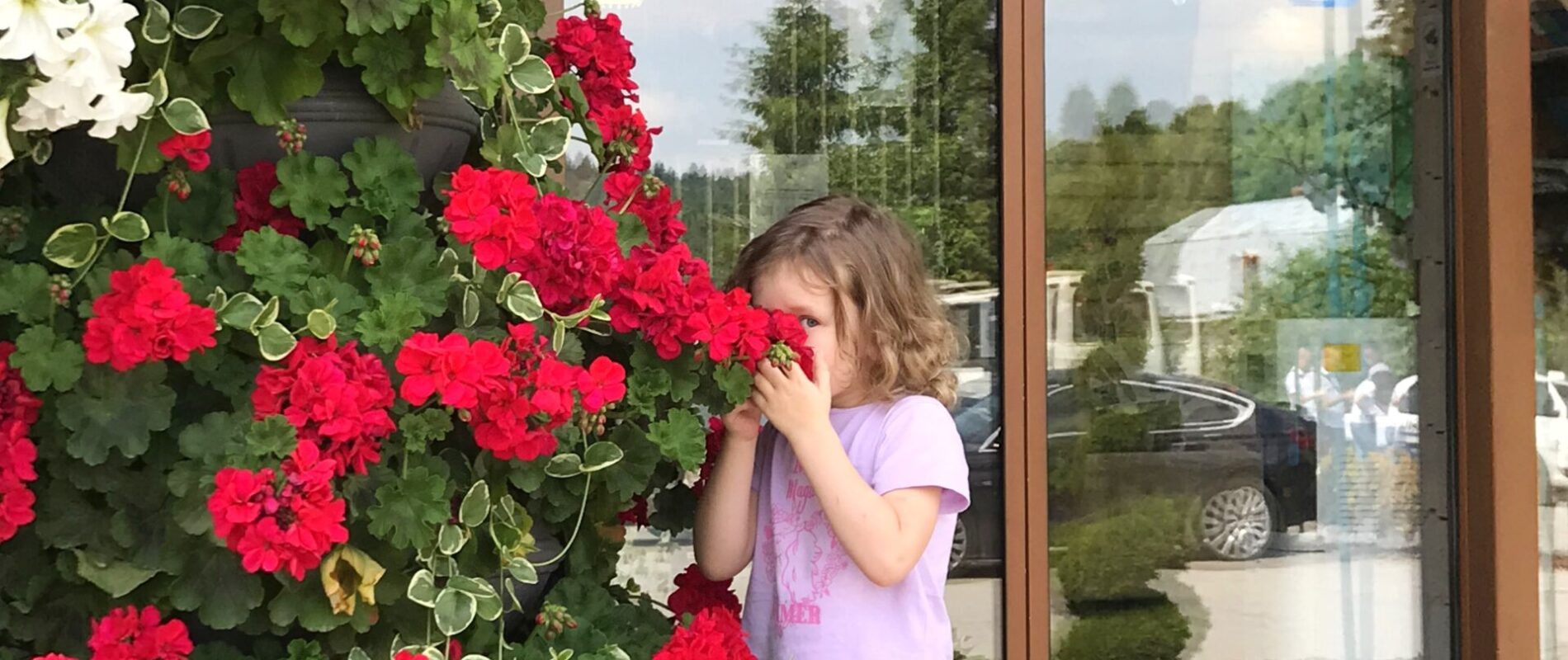 How to avoid child stress during the war?