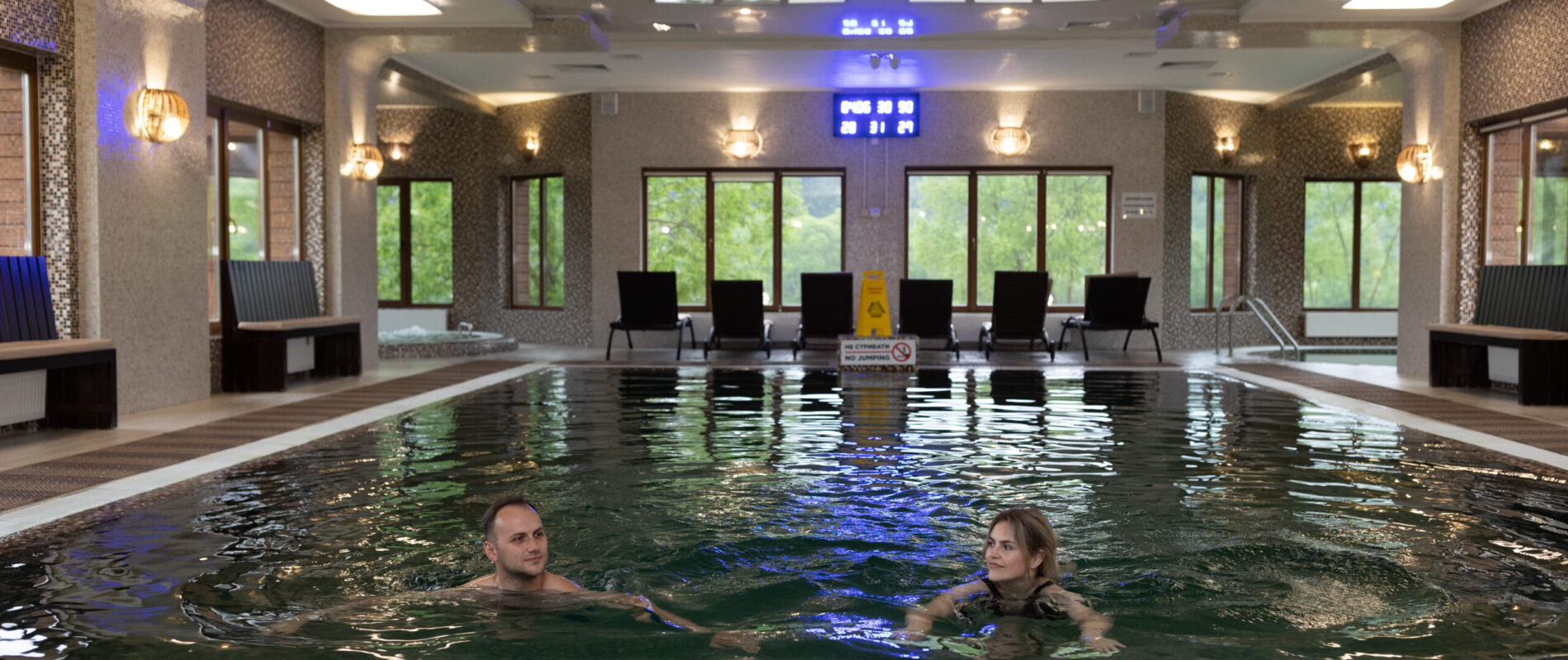 Hotels with swimming pool Lviv region